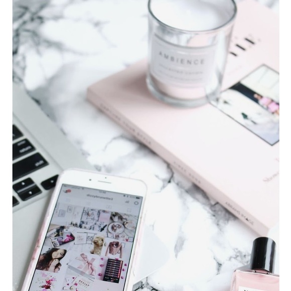 Meet your Posher, Taylor - Picture 1 of 1